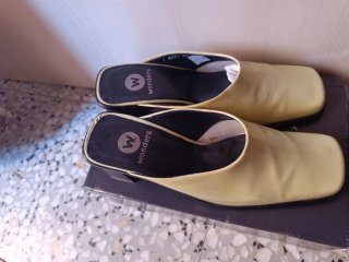 Zapatos Wonders Amarillos