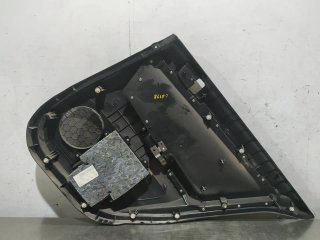 Guarnecido puerta trasera izquierda MITSUBISHI