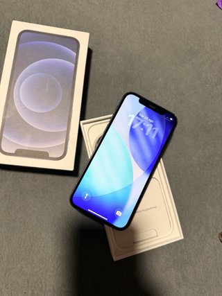iPhone 12 128GB con caja y cable