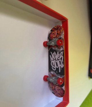 Set 4 Finger Skate Graffiti