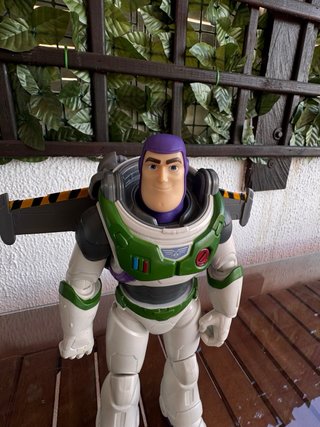 Buzz Lightyear Figura Articulada