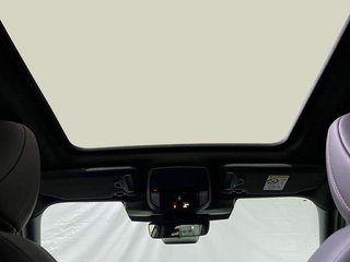 SUBARU Forester 2.0i Hybrid Touring