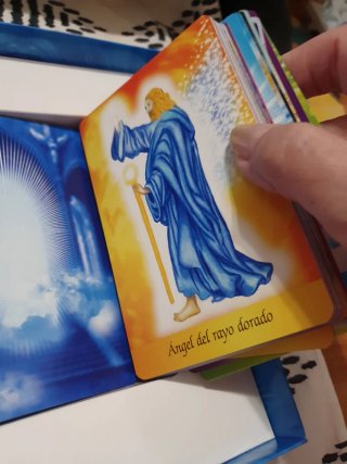 Cartas Oráculo La Fuerza Divina de los Ángeles