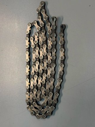 Cadena Campagnolo veloce 10 speed 106 eslabónes