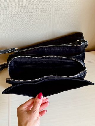 Bolso de piel tejido negro