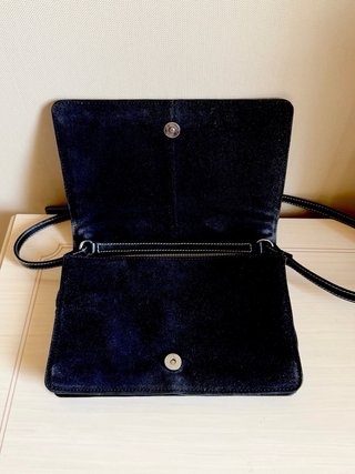 Bolso de piel tejido negro