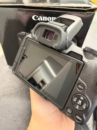 Cámara Canon EOS R50