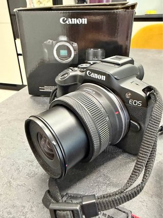 Cámara Canon EOS R50