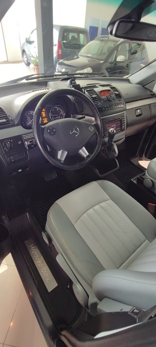 Mercedes-Benz Viano 2011