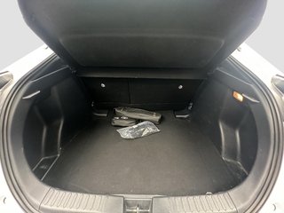 Toyota C-HR 1.8 Advance Hybrid 140