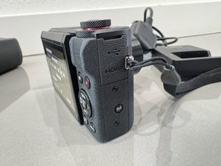 Canon G7x Mark III
