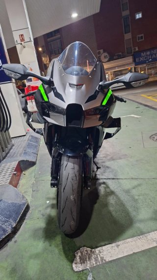 Kawasaki ZX10R 2025