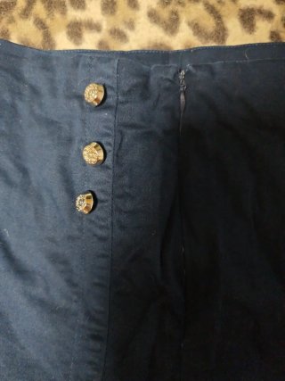 Pantalón corto azul marino talla 38 marca Blanco