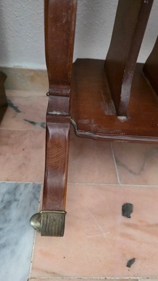 Escritorio clásico madera y cuero