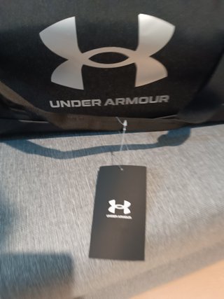 Bolsa deportiva Under Armour negra