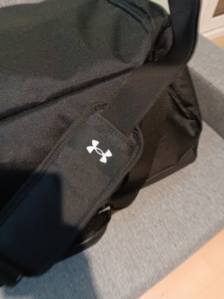 Bolsa deportiva Under Armour negra