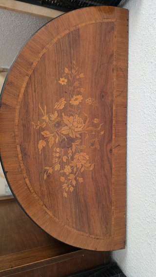 Cómoda Semiluna Clásica Madera