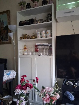 1 VITRINA + 2 ESTANDERIA + MODULAR  CON LED +
