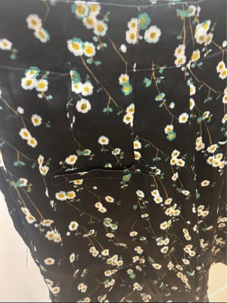 Bermudas Massimo Dutti florales T.38