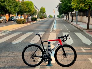 Bicicleta Trek Émonda SL7, talla 56 M/L