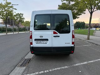 Nissan NV400 2018