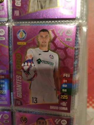 Cromos Adrenalyn 24/25 Guantes de Oro