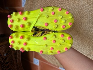 Botas futbol tacos Puma T32