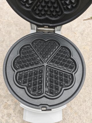 Gofrera Eléctrica Tefal  Blanca