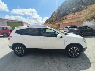 Nissan Qashqai+2 2010