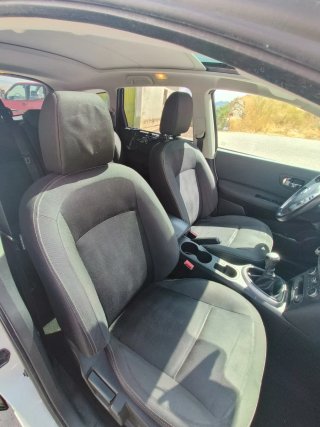 Nissan Qashqai+2 2010