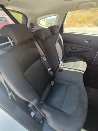 Nissan Qashqai+2 2010
