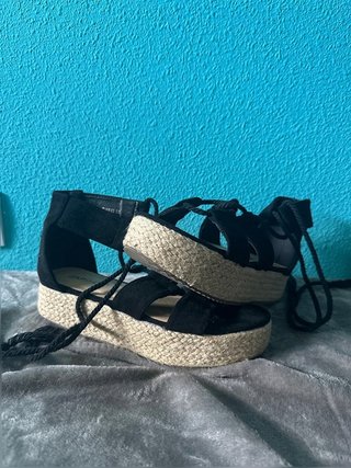 Sandalias negras