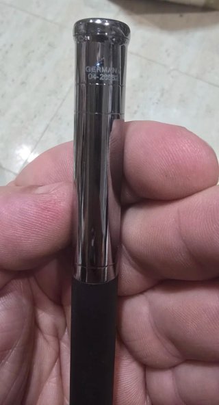 Pluma Otto Hutt Design 04 Nueva