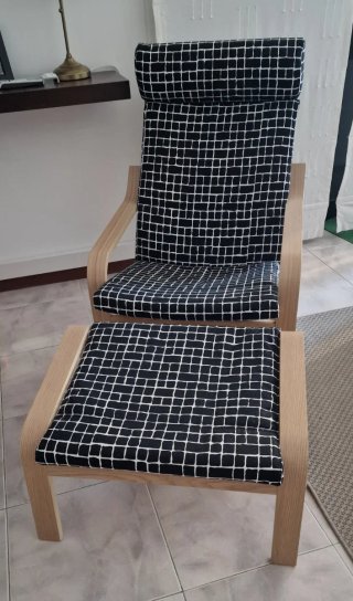 Poltrona e repousa-pés Ikea