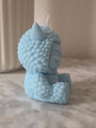 Vela Labubu azul