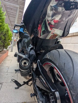 Kawasaki Z1000 Negra