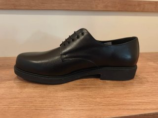 Zapato vestir negro con cordones