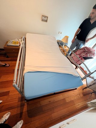 Cama articulada eléctrica motorizada