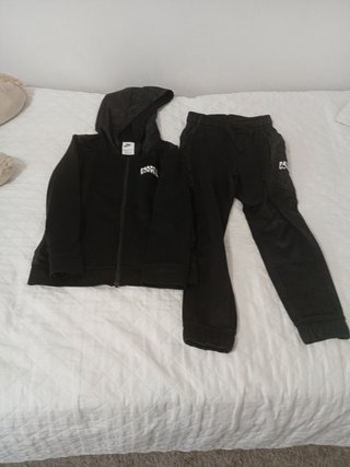 Chándal Nike,tallaxs,122-128 cm