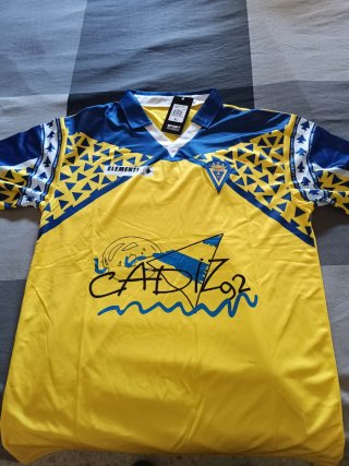 Camiseta del Cádiz del 1992.
