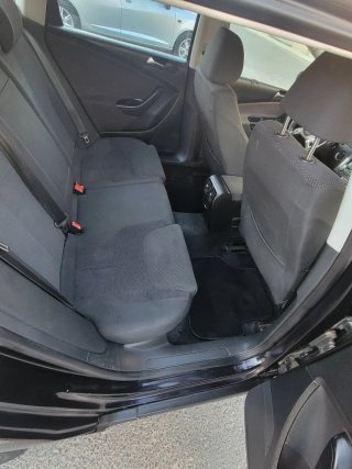 Volkswagen Passat 2010