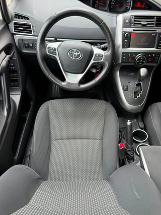 Toyota Verso 2013
