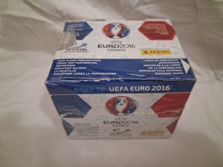 Box 50 bustine Panini "Road to Euro 2016" sigillat