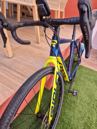 Bici gravel de Carbono Ridley