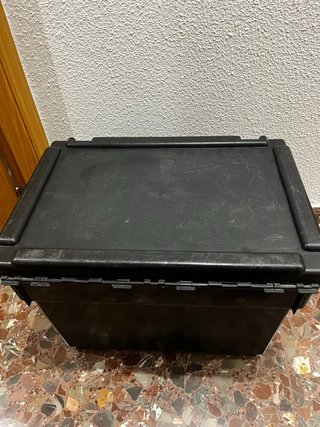 Cajón de pesca Spiderwire con bandeja