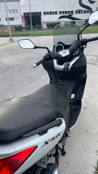 Yamaha XMAX 125 - 2011