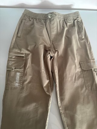 Pantalón niño Guess beige  Talla 16 años