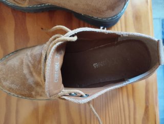 Zapatos camel ante mujer