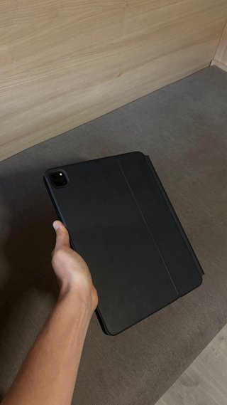 Funda iPad 12.9 con teclado retroiluminado