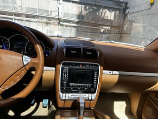 Porsche Cayenne 2004